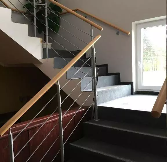 Majatalo Restaurace A Penzion U Lesa