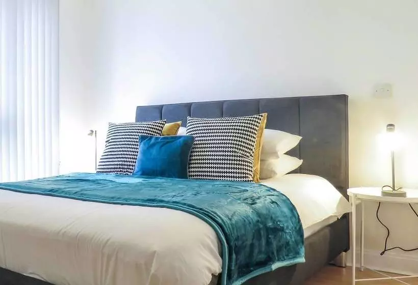 Tudors Esuites Birmingham Apartments With Gated Parking