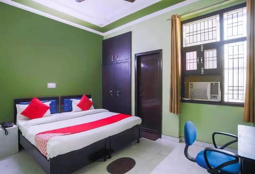 Hotelli Chs Villa By Oyo Rooms