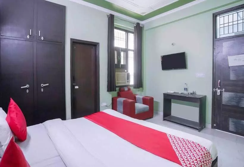 Hotelli Chs Villa By Oyo Rooms