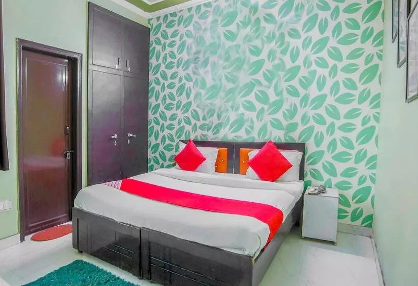 Hotelli Chs Villa By Oyo Rooms