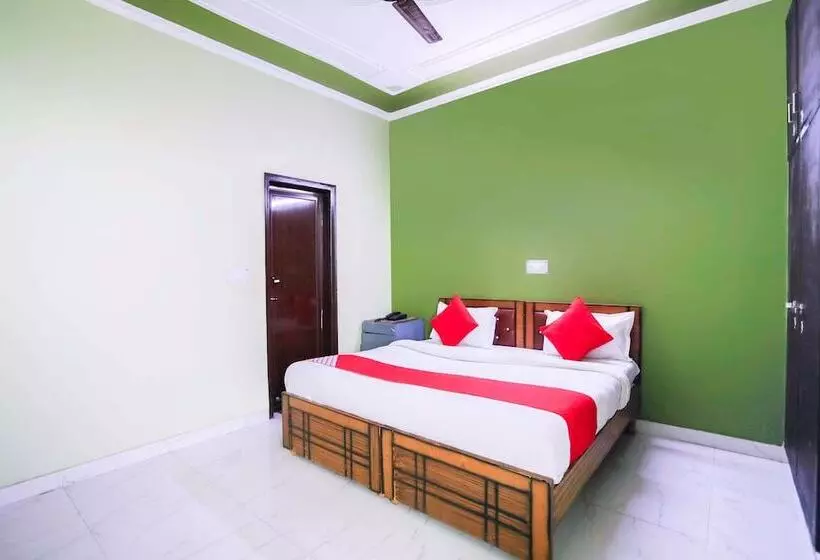 Hotelli Chs Villa By Oyo Rooms