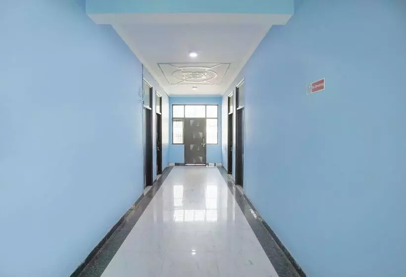 Hotelli Chs Villa By Oyo Rooms