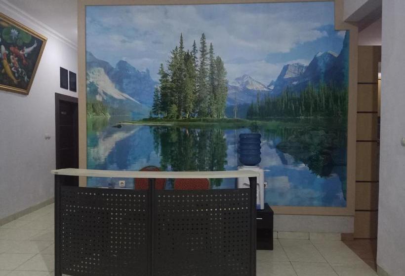 בית מלון כפרי Oyo 3293 Sulthan Ix Guest House