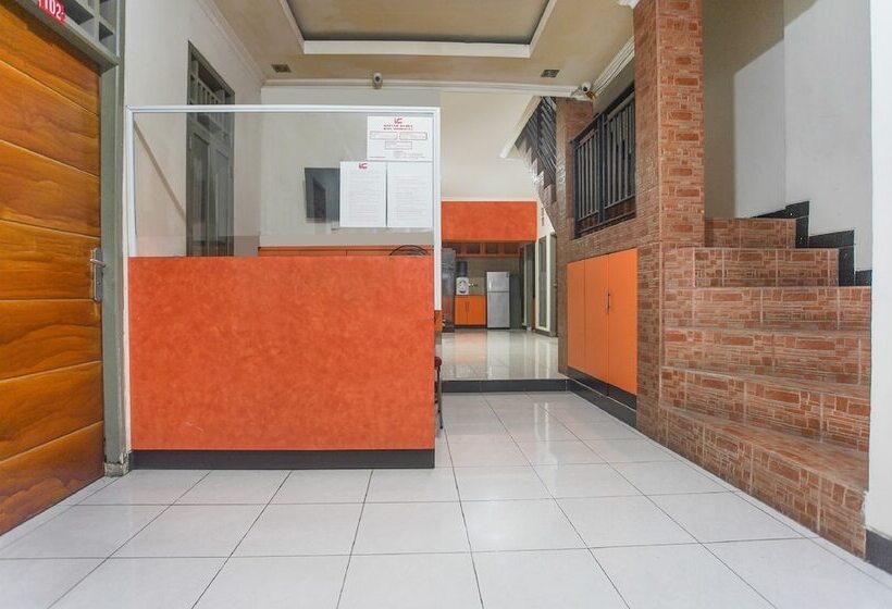 هتل Oyo 3323 Icha Homestay