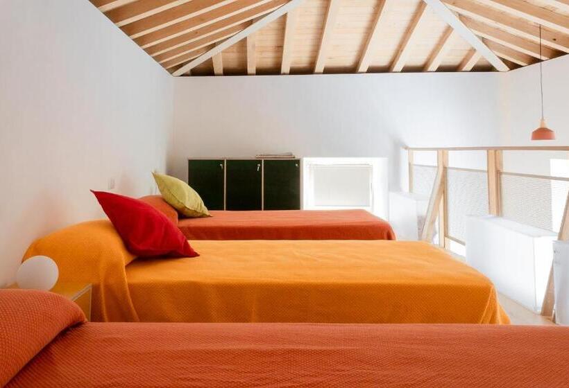 فندق ريفى Agriturismo La Derta