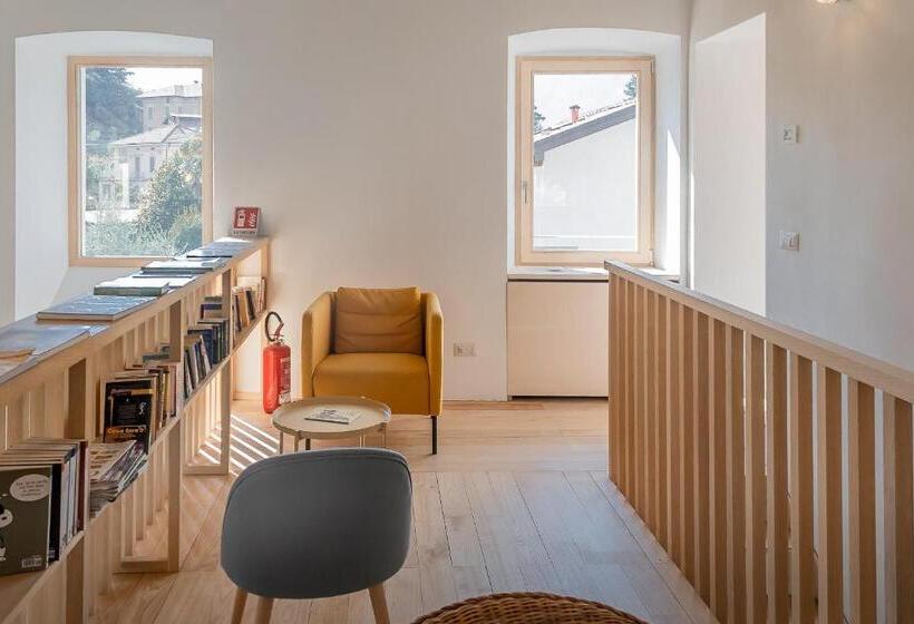 فندق ريفى Agriturismo La Derta