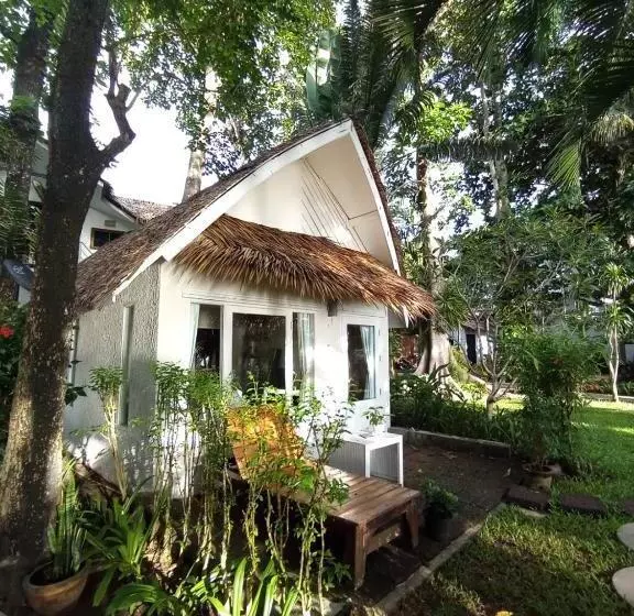 Hotelli Saffron On The Sea Resort