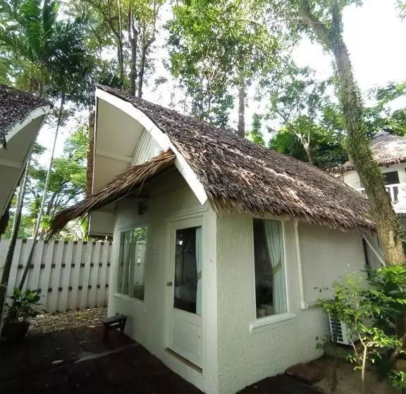 Hotelli Saffron On The Sea Resort