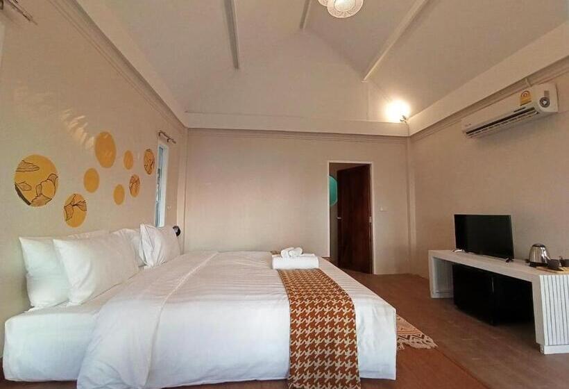 فندق Saffron On The Sea Resort