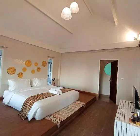 Hotelli Saffron On The Sea Resort