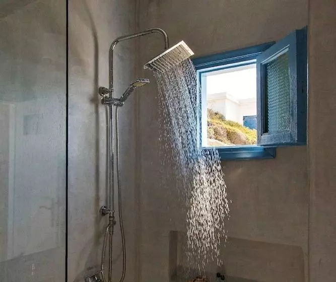 Perigiali Rooms & Apartments Folegandros