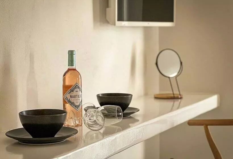 Perigiali Rooms & Apartments Folegandros