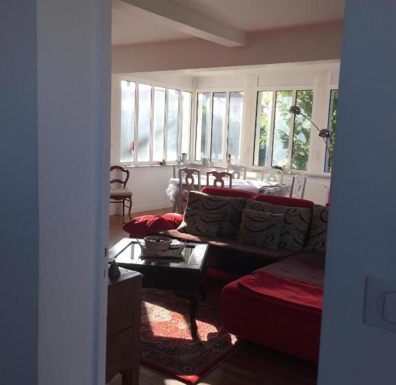 Bed and Breakfast Villa Blanqui