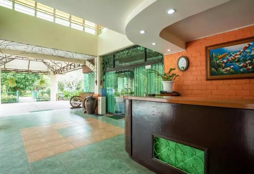 Hotelli Oyo 582 Hacienda Darasa