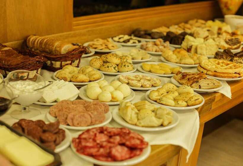 هتل Pousada Das Papoulas