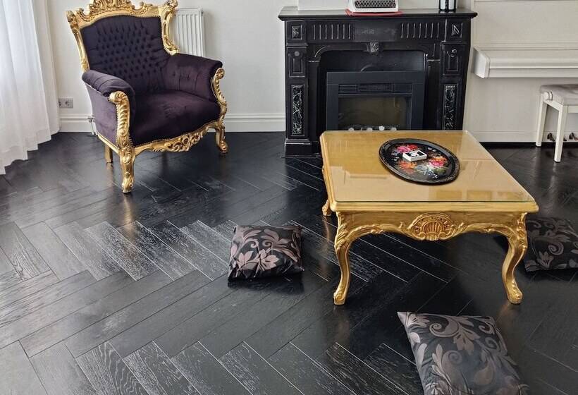 צימר Sézane S Lodges: Shared Home   Not Hotel   In Museum District