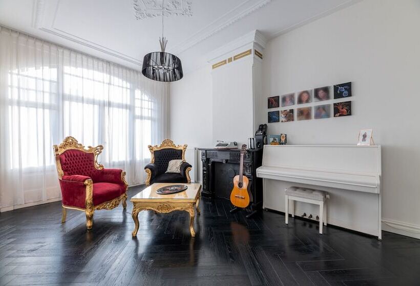 צימר Sézane S Lodges: Shared Home   Not Hotel   In Museum District