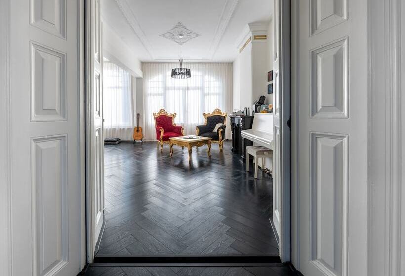 צימר Sézane S Lodges: Shared Home   Not Hotel   In Museum District