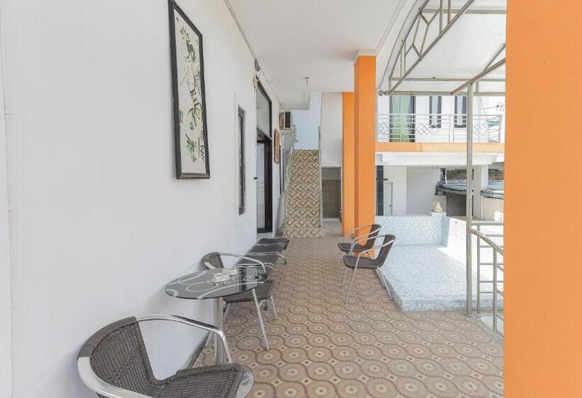 Urbanview Hotel Near Jatim Park 3 By Reddoorz