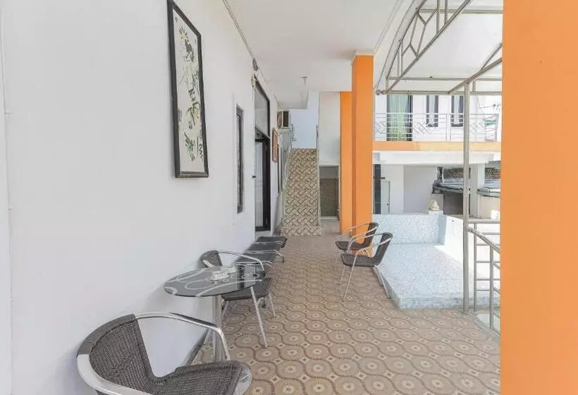 Urbanview Hotel Near Jatim Park 3 By Reddoorz