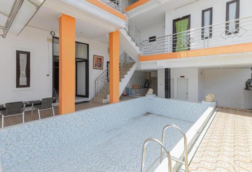 Urbanview Hotel Near Jatim Park 3 By Reddoorz