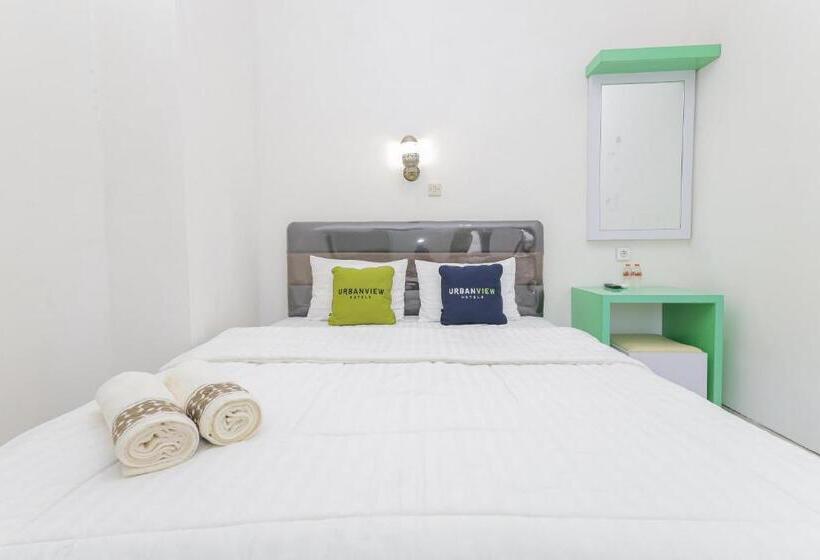 Urbanview Hotel Near Jatim Park 3 By Reddoorz