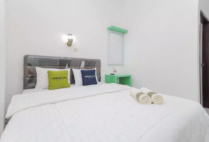 Urbanview Hotel Near Jatim Park 3 By Reddoorz