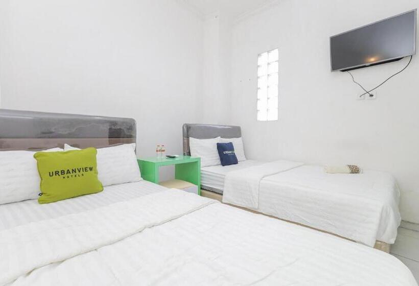 Urbanview Hotel Near Jatim Park 3 By Reddoorz