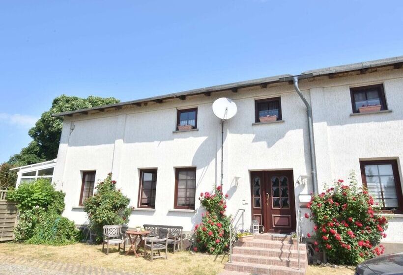 Ferienwohnung In Strandnaehe In Kuehlungsborn