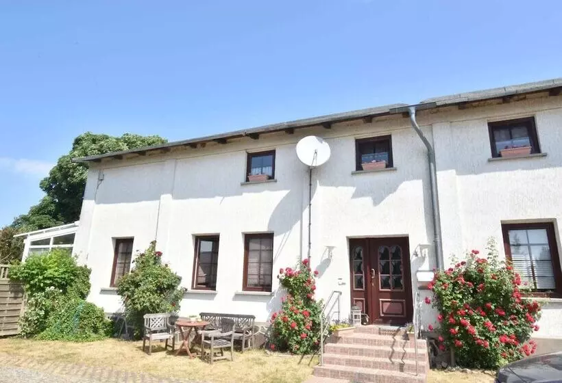 Ferienwohnung In Strandnaehe In Kuehlungsborn