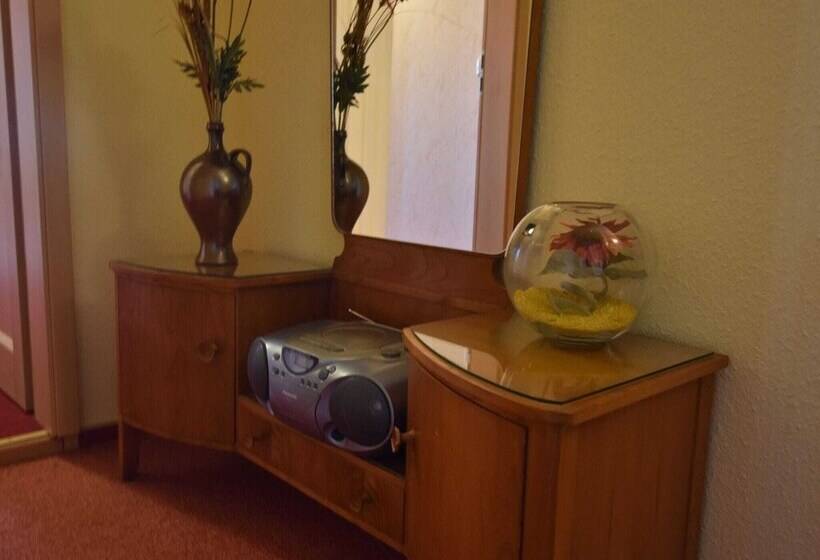 Ferienwohnung In Strandnaehe In Kuehlungsborn