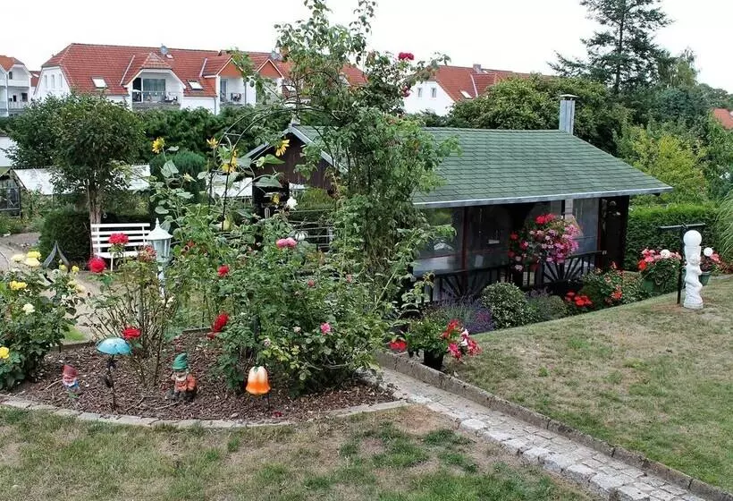 Beautiful Apartment In Proseken With Garden
