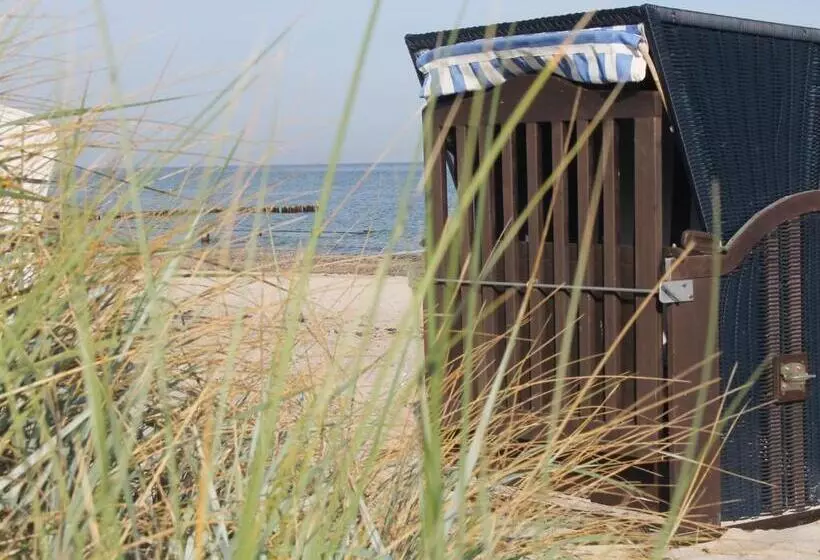 Beautiful Apartment In Proseken With Garden