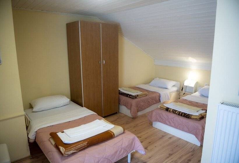 تختخواب و صبحانه Pansion Eden