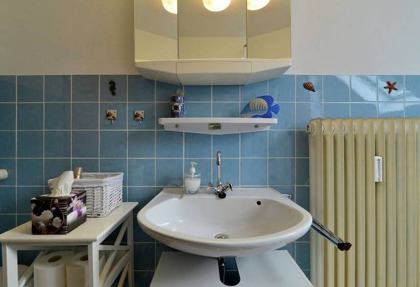 Bright Apartment In The Sauerland With Conservatory Large Terrace And Awning