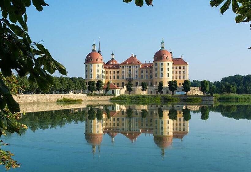 Cosy Apartment With In Pirna With Private Terrace