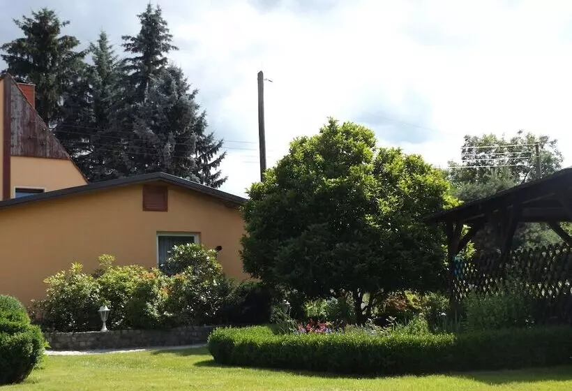 Cosy Apartment With In Pirna With Private Terrace