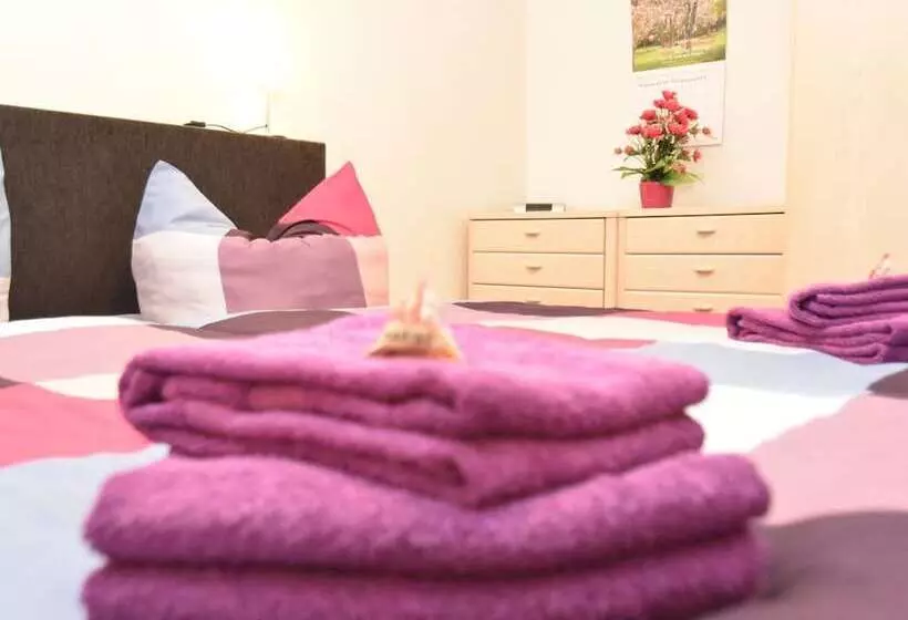 Cosy Apartment With In Pirna With Private Terrace