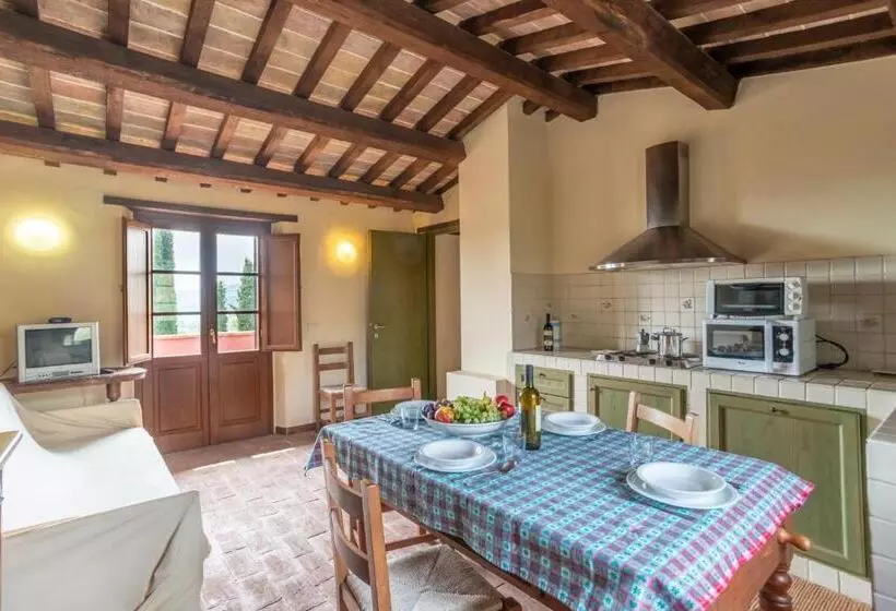 Maaseutuhotelli Agriturismo Le Case Rosse Di Montebuono