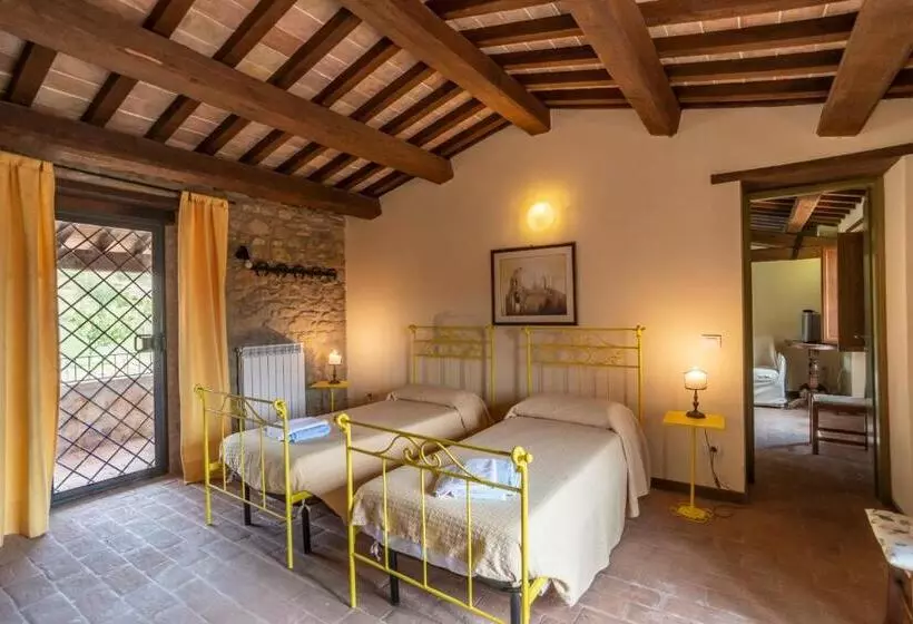 Maaseutuhotelli Agriturismo Le Case Rosse Di Montebuono