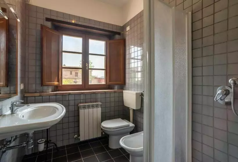 Maaseutuhotelli Agriturismo Le Case Rosse Di Montebuono