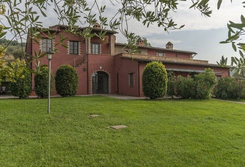 乡村酒店  Agriturismo Le Case Rosse Di Montebuono