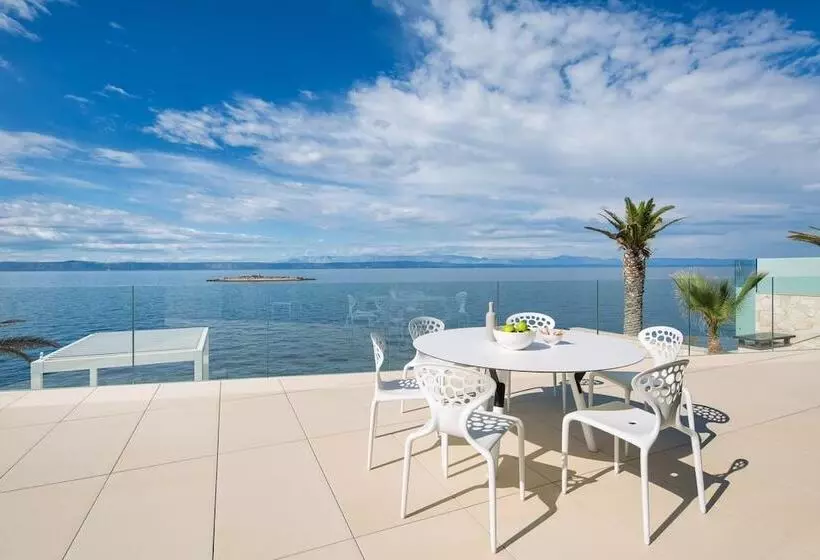 Luxury Villa Palma De Korkyra With Pool