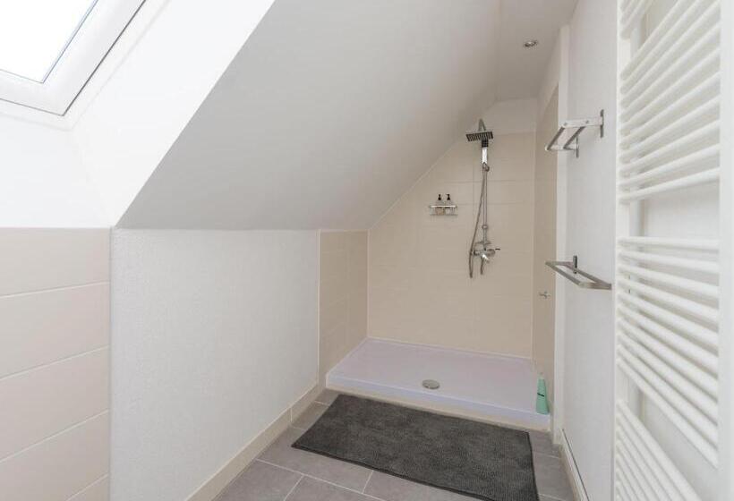 Spacious Apartment In Leopoldshöhe Near Teutoburg Forest