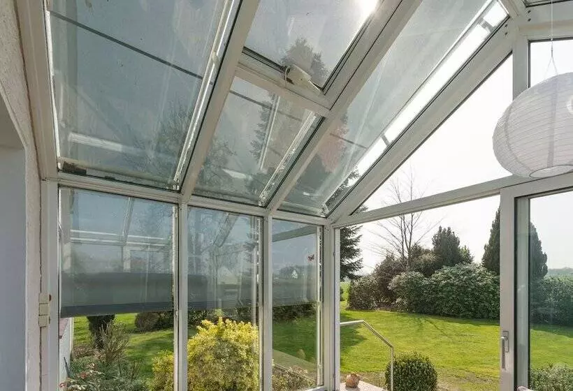 Spacious Apartment In Leopoldshöhe Near Teutoburg Forest