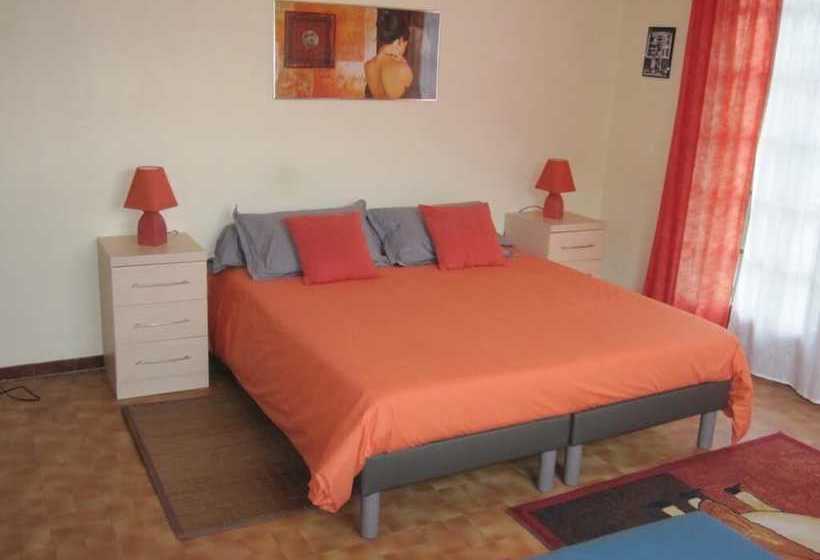 민박 La Vie Est Belle