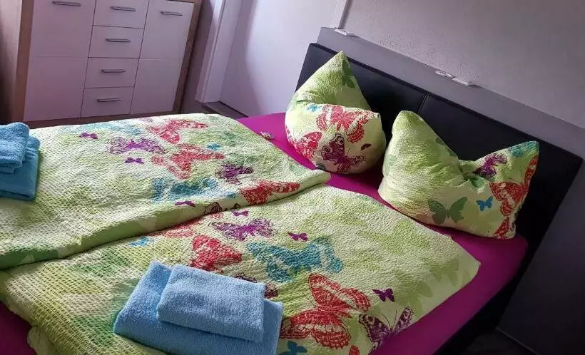 Aamiaismajoitus (B&B) Pension Zwo16