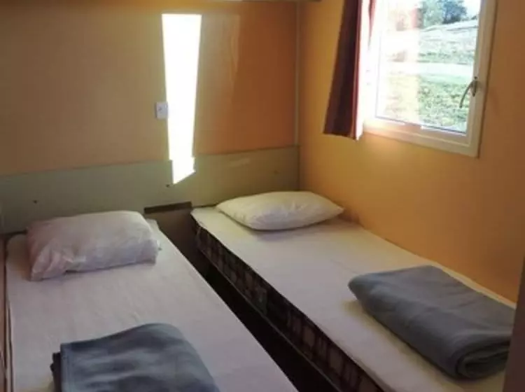 Hotelli Camping Beaume Giraud