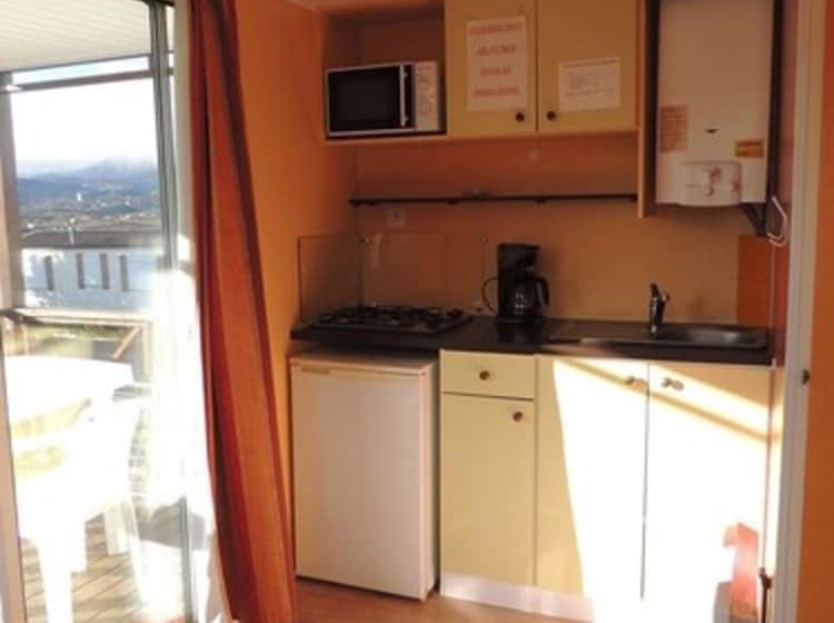 فندق Camping Beaume Giraud